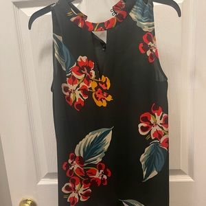 💥4/$20 loft medium top